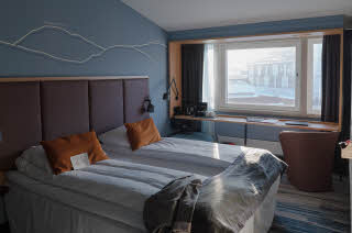 Copyright: Stan Serdjukov Family room